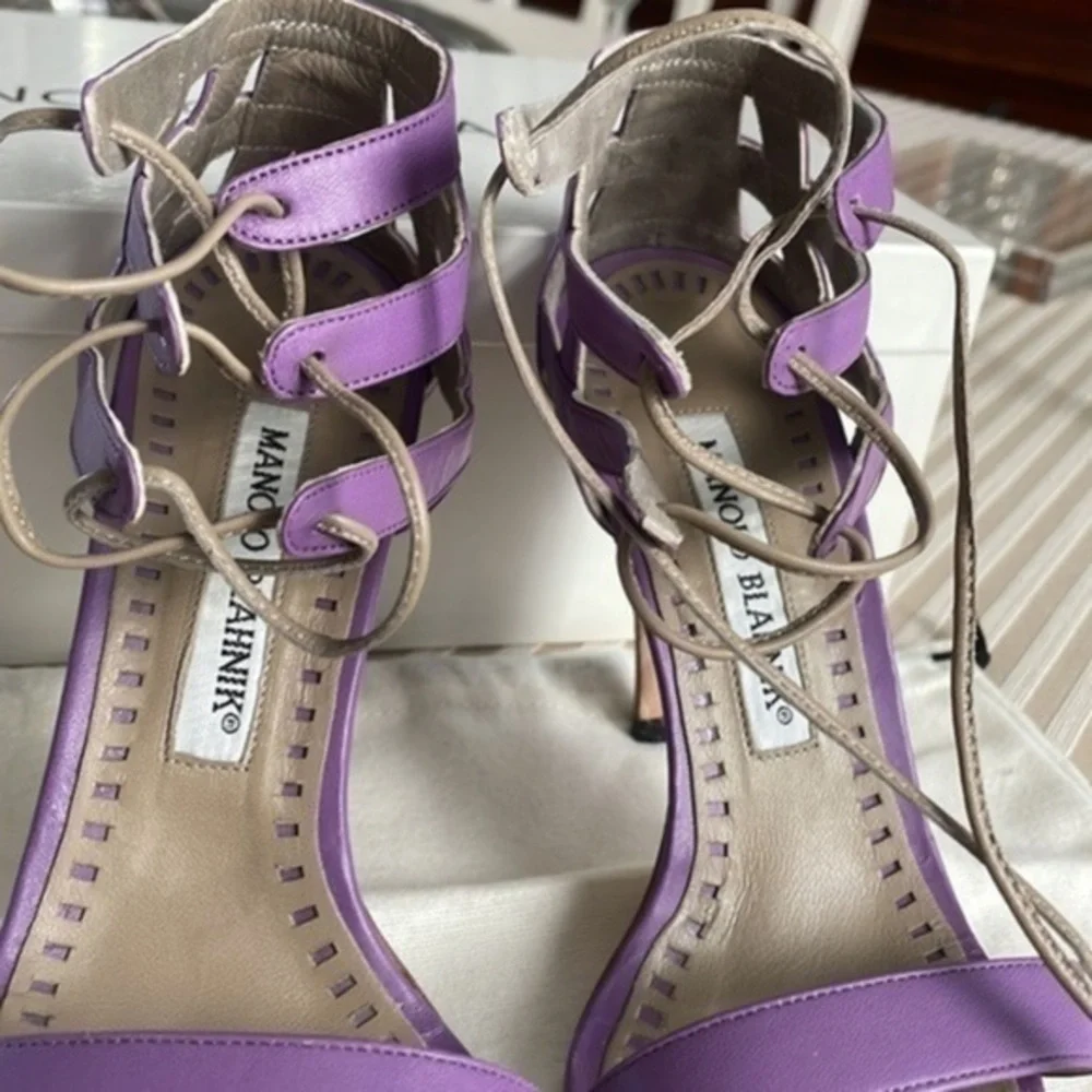 Manolo Blahnik manolo blahnik
